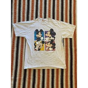 Vintage Mickey Mouse Walt Disney Color Block Mickey Gray Shirt Men’s Size XL